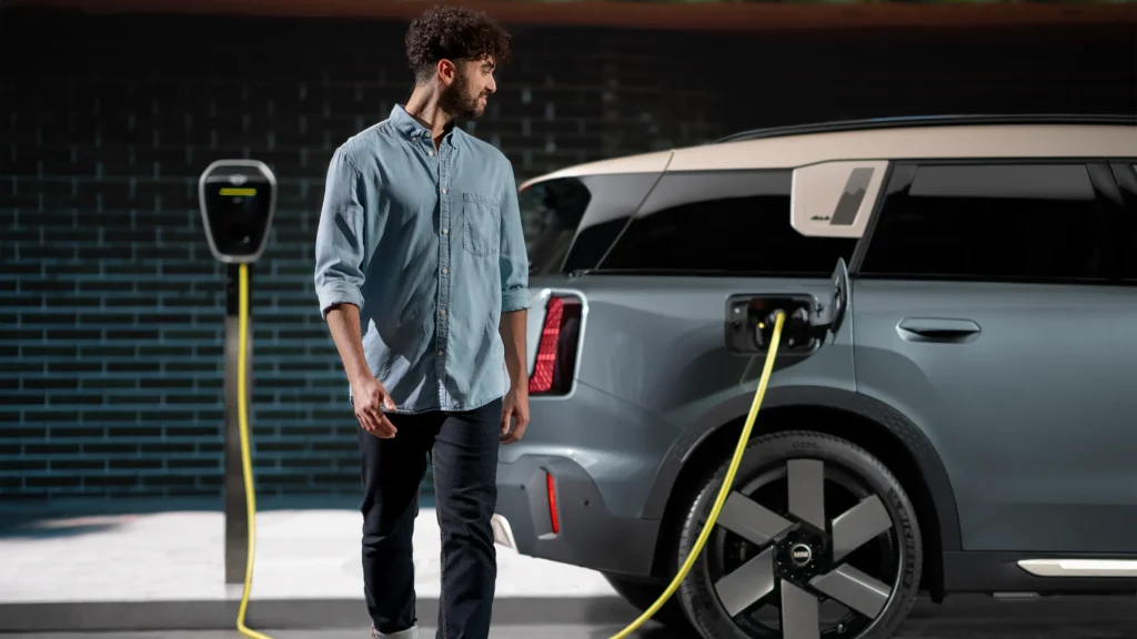 mini-U25-BEV-electric-car